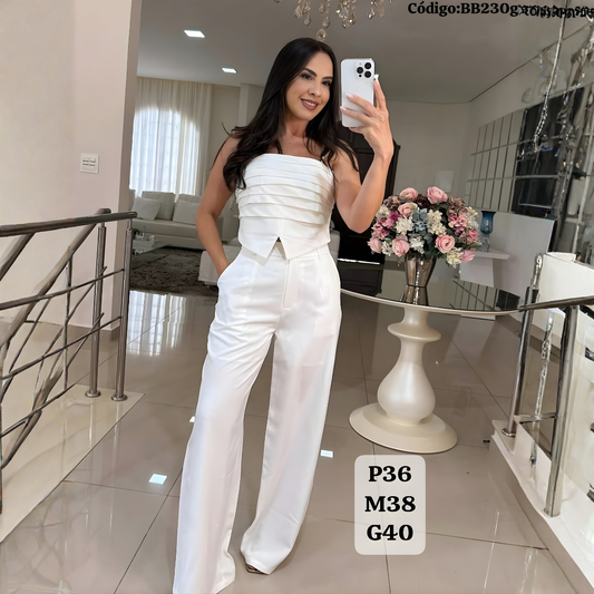 Conjunto Sastre Elegante de Top Estructurado y Pantalón Palazzo