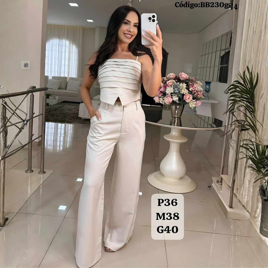 Conjunto Sastre Elegante de Top Estructurado y Pantalón Palazzo