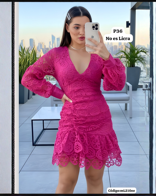 Vestido de Encaje “Noche Bella” – Manga Larga y Corte Sirena Corto